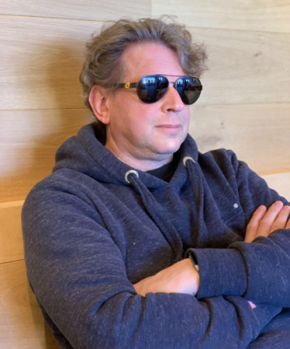Peter F. Hamilton